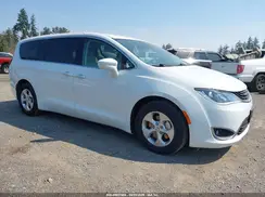 2C4RC1H73JR311659 2018 CHRYSLER PACIFICA