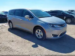 2C4RC1H74JR187644 2018 CHRYSLER PACIFICA
