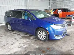 2C4RC1H74JR293589 2018 CHRYSLER PACIFICA