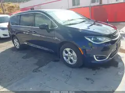 2C4RC1H75HR765096 2017 CHRYSLER PACIFICA