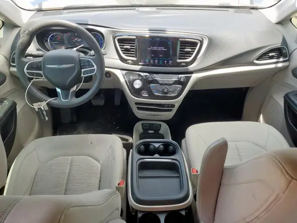 2C4RC1H75JR318290 2018 CHRYSLER PACIFICA - Image 8