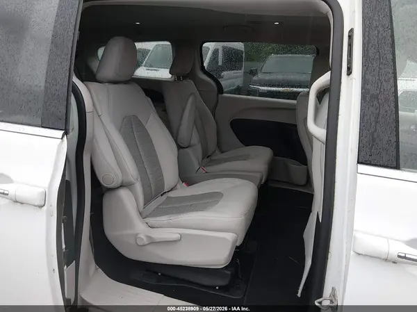 2C4RC1H76HR838220 2017 CHRYSLER PACIFICA - Image 8