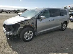 2C4RC1H76JR126912 2018 CHRYSLER PACIFICA