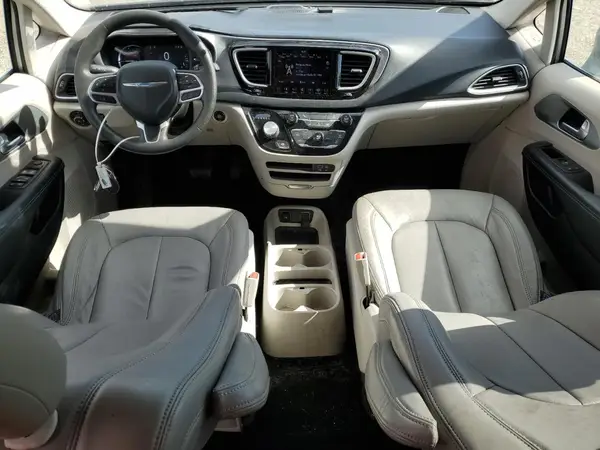2C4RC1H76JR126912 2018 CHRYSLER PACIFICA - Image 8