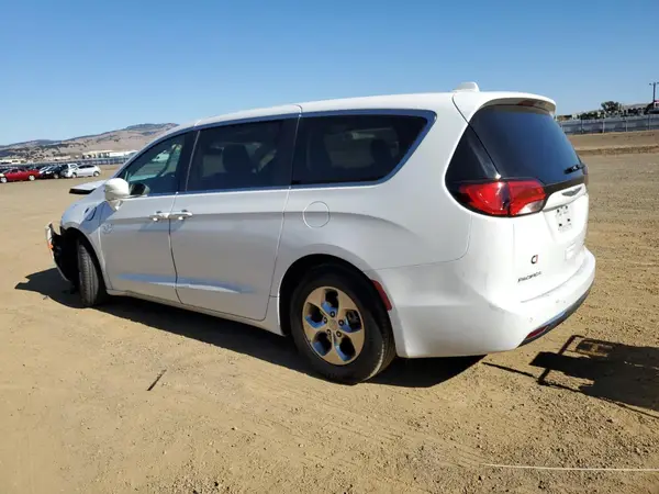 2C4RC1H76KR738674 2019 CHRYSLER PACIFICA - Image 2