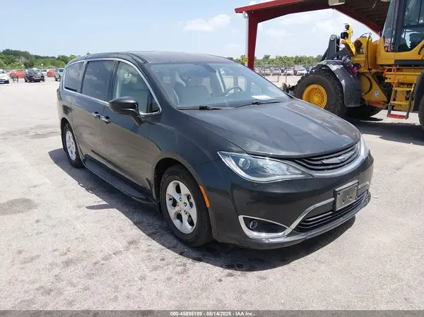 2C4RC1H77JR253264 2018 CHRYSLER PACIFICA - Image 1