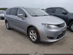 2C4RC1H78HR838221 2017 CHRYSLER PACIFICA