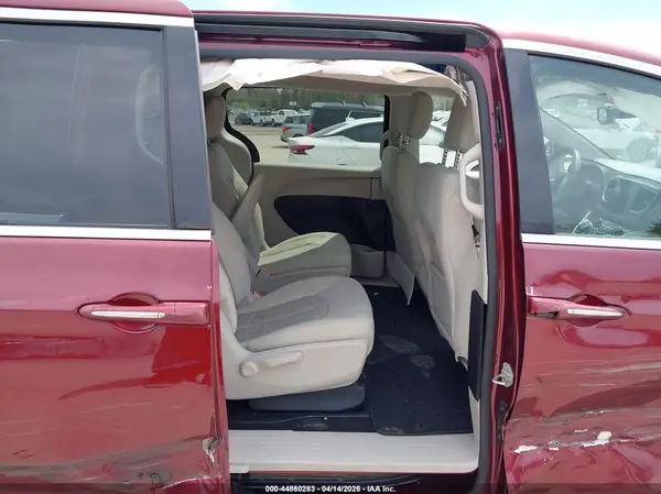 2C4RC1H78JR118598 2018 CHRYSLER PACIFICA - Image 8