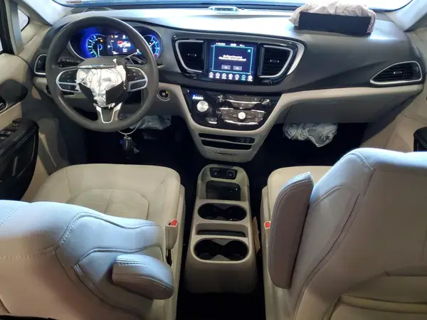 2C4RC1H78JR164576 2018 CHRYSLER PACIFICA - Image 8