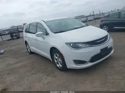 2C4RC1H78JR332958 2018 CHRYSLER PACIFICA