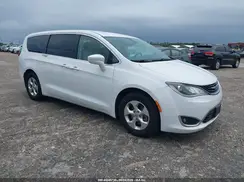2C4RC1H78JR338467 2018 CHRYSLER PACIFICA
