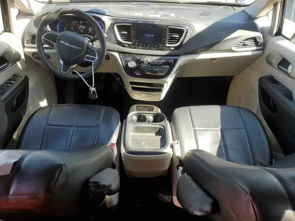 2C4RC1H78JR339795 2018 CHRYSLER PACIFICA - Image 8