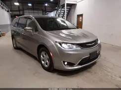 2C4RC1H78JR355222 2018 CHRYSLER PACIFICA