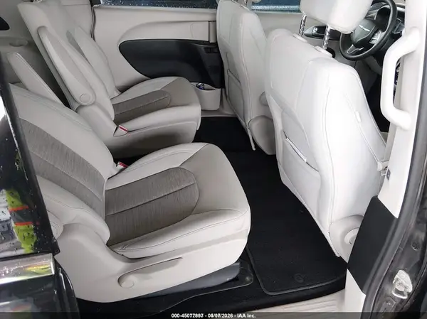 2C4RC1H79JR253265 2018 CHRYSLER PACIFICA - Image 8