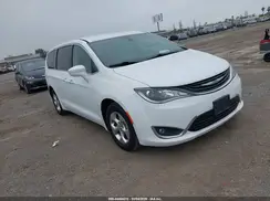 2C4RC1H79JR332953 2018 CHRYSLER PACIFICA