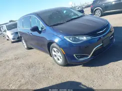 2C4RC1H79JR332970 2018 CHRYSLER PACIFICA