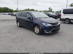 2C4RC1H79KR526822 2019 CHRYSLER PACIFICA