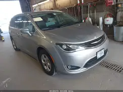 2C4RC1H7XJR311660 2018 CHRYSLER PACIFICA