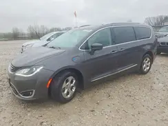 2C4RC1L70JR175613 2018 CHRYSLER PACIFICA