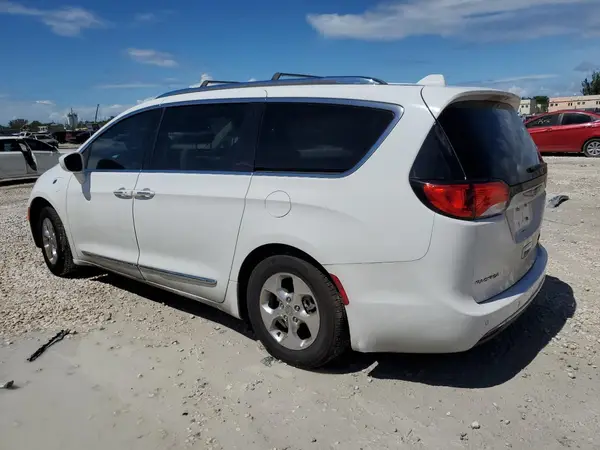2C4RC1L70JR236667 2018 CHRYSLER PACIFICA - Image 2