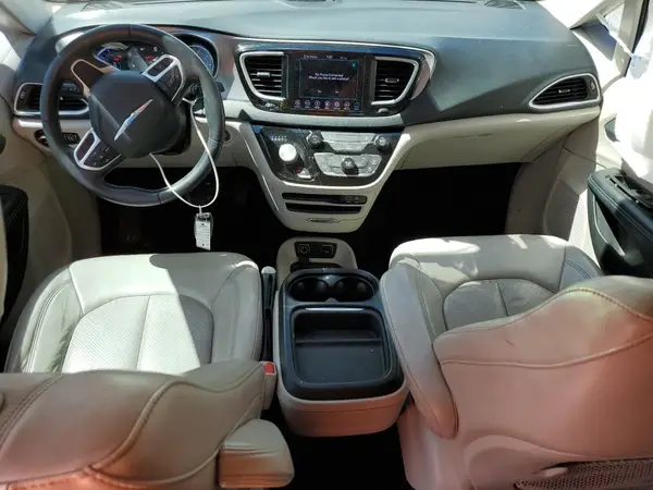 2C4RC1L70JR236667 2018 CHRYSLER PACIFICA - Image 8
