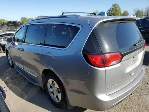 2C4RC1L70JR248236 2018 CHRYSLER PACIFICA - Image 2