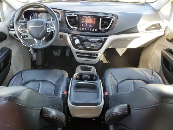 2C4RC1L70JR248236 2018 CHRYSLER PACIFICA - Image 8