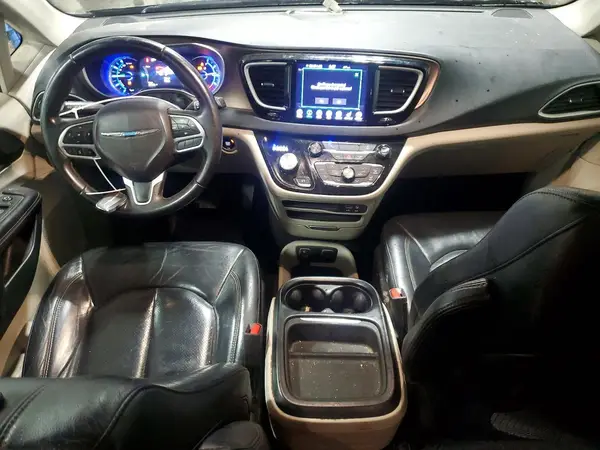 2C4RC1L70JR340625 2018 CHRYSLER PACIFICA - Image 8