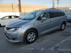 2C4RC1L70KR590352 2019 CHRYSLER PACIFICA