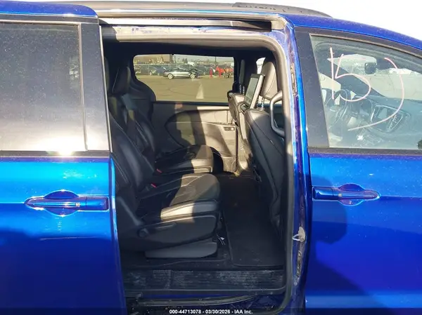 2C4RC1L70MR536245 2021 CHRYSLER PACIFICA - Image 8