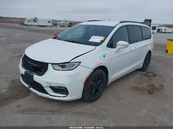 2C4RC1L70MR548511 2021 CHRYSLER PACIFICA - Image 2