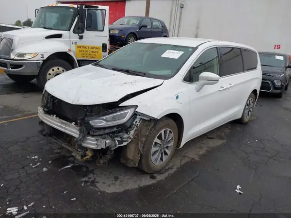 2C4RC1L70NR121525 2022 CHRYSLER PACIFICA - Image 2