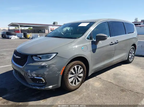 2C4RC1L70NR124294 2022 CHRYSLER PACIFICA - Image 2