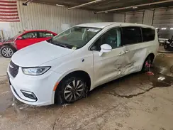 2C4RC1L70NR147946 2022 CHRYSLER PACIFICA