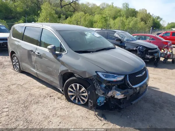 2C4RC1L70NR161264 2022 CHRYSLER PACIFICA - Image 1