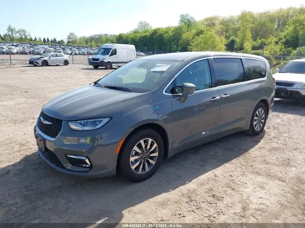 2C4RC1L70NR161264 2022 CHRYSLER PACIFICA - Image 2