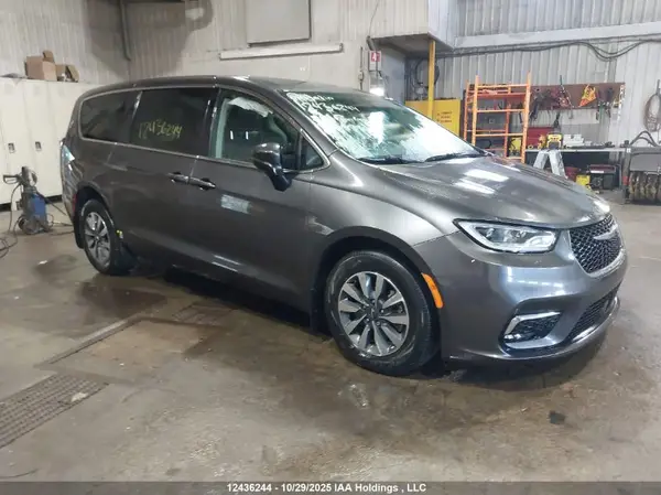 2C4RC1L70PR554961 2023 CHRYSLER PACIFICA - Image 1