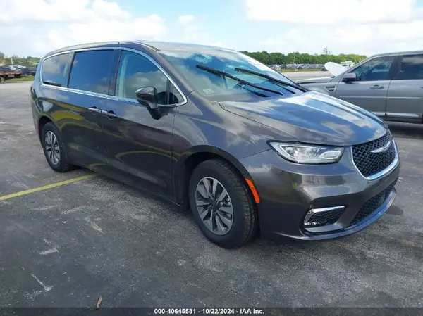 2C4RC1L70PR559027 2023 CHRYSLER PACIFICA - Image 1