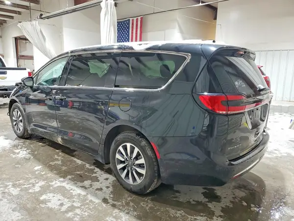 2C4RC1L70PR611854 2023 CHRYSLER PACIFICA - Image 2