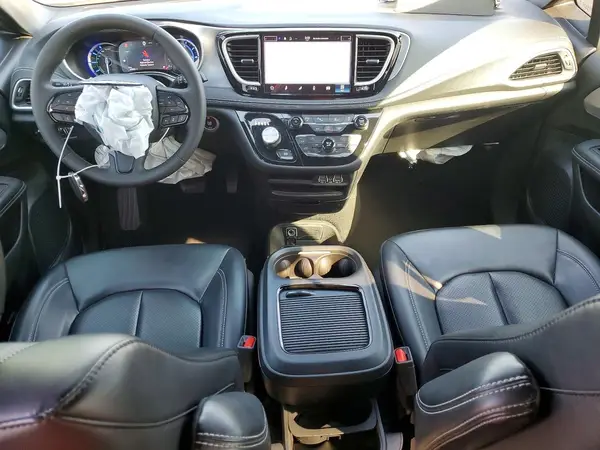 2C4RC1L70PR618688 2023 CHRYSLER PACIFICA - Image 8
