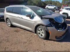 2C4RC1L71JR124850 2018 CHRYSLER PACIFICA
