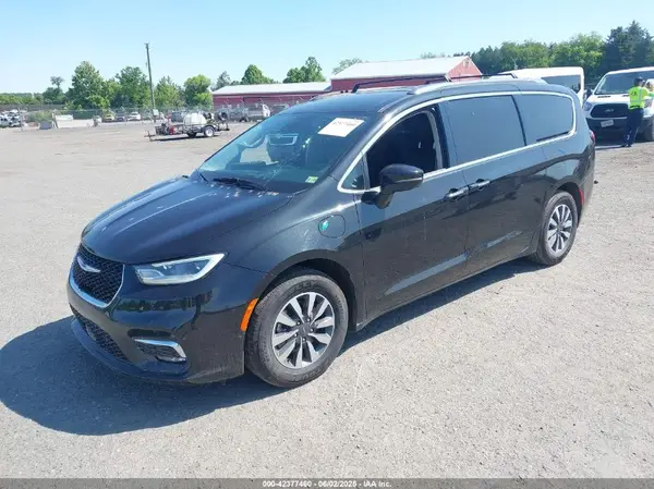 2C4RC1L71MR585857 2021 CHRYSLER PACIFICA - Image 2
