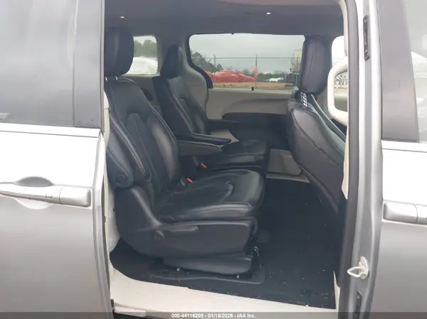 2C4RC1L71MR593876 2021 CHRYSLER PACIFICA - Image 8