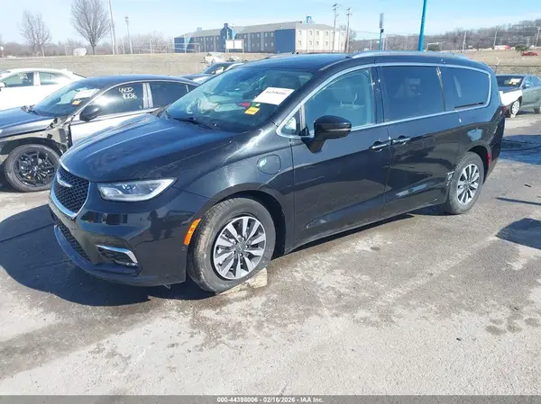 2C4RC1L71MR599242 2021 CHRYSLER PACIFICA - Image 2