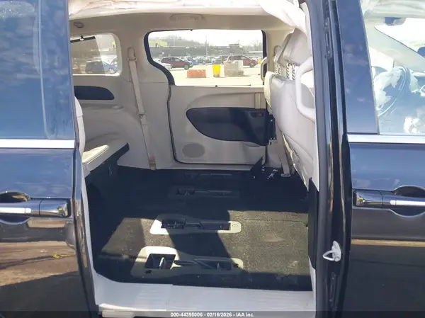 2C4RC1L71MR599242 2021 CHRYSLER PACIFICA - Image 8