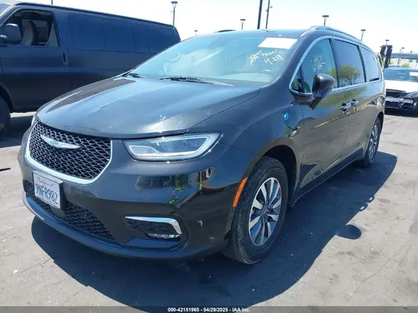 2C4RC1L71MR599631 2021 CHRYSLER PACIFICA - Image 2