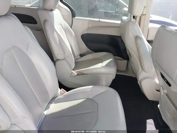 2C4RC1L71MR605878 2021 CHRYSLER PACIFICA - Image 8