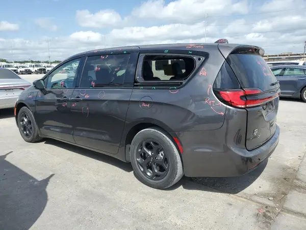 2C4RC1L71NR130640 2022 CHRYSLER PACIFICA - Image 2