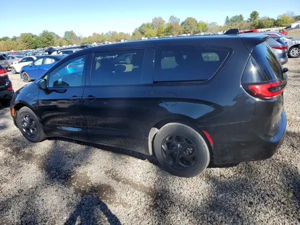 2C4RC1L71PR513769 2023 CHRYSLER PACIFICA - Image 2