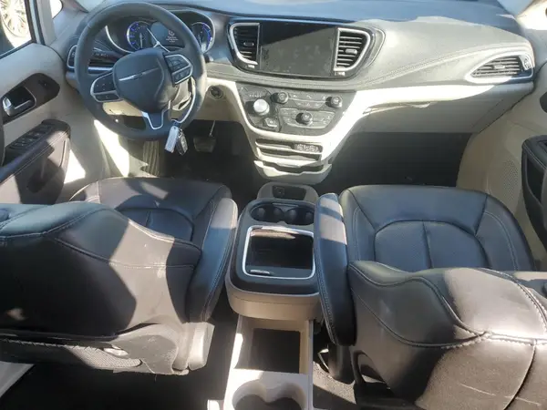 2C4RC1L71PR583949 2023 CHRYSLER PACIFICA - Image 8